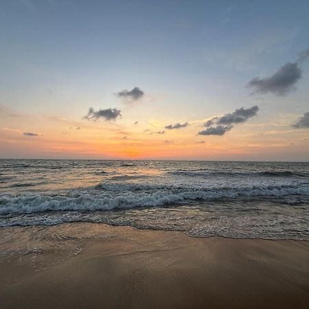 Village Inn Resort Negombo Exterior photo